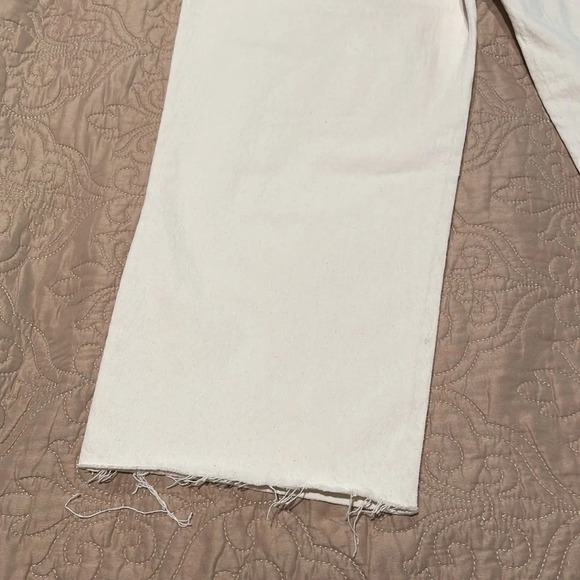 Universal Thread Off-White Jeans - Picture 9 of 13